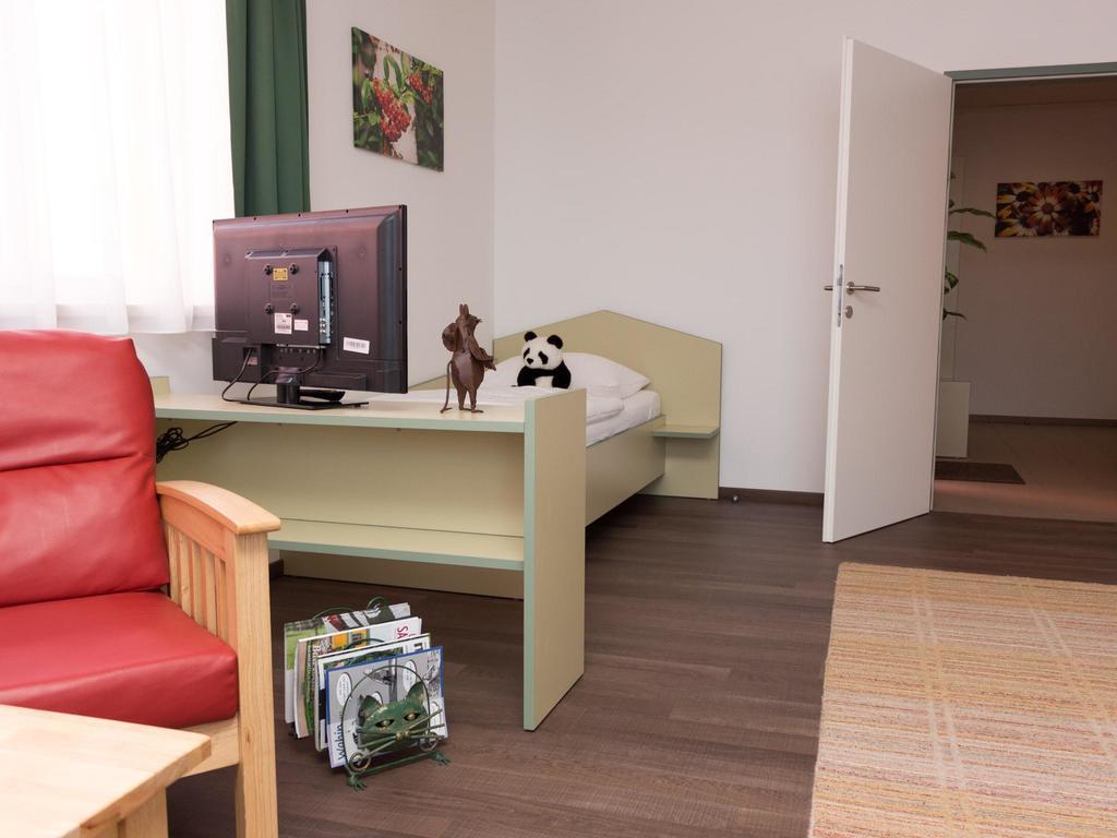 Winrooms "Hotel&Appartement" Wiener Neustadt Exteriör bild